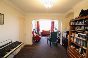 Lounge- click for photo gallery